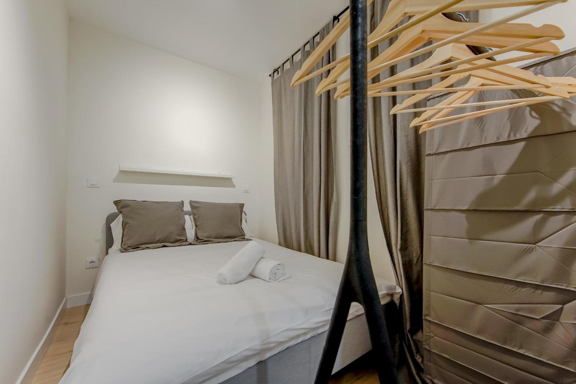 Modern Apt Para 6Pax En La Plaza De Tirso-Centro E1 マドリード エクステリア 写真