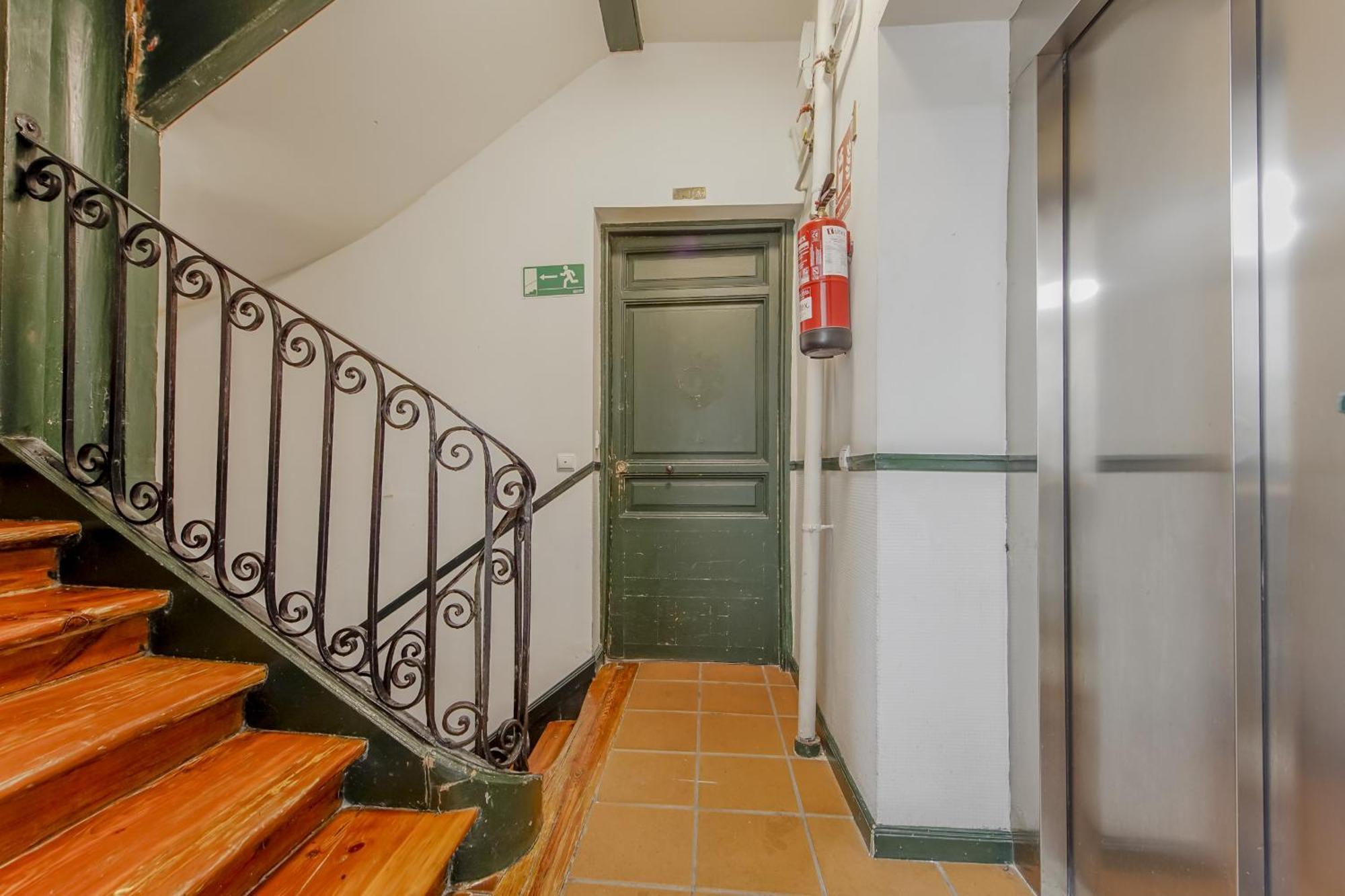 Modern Apt Para 6Pax En La Plaza De Tirso-Centro E1 マドリード エクステリア 写真