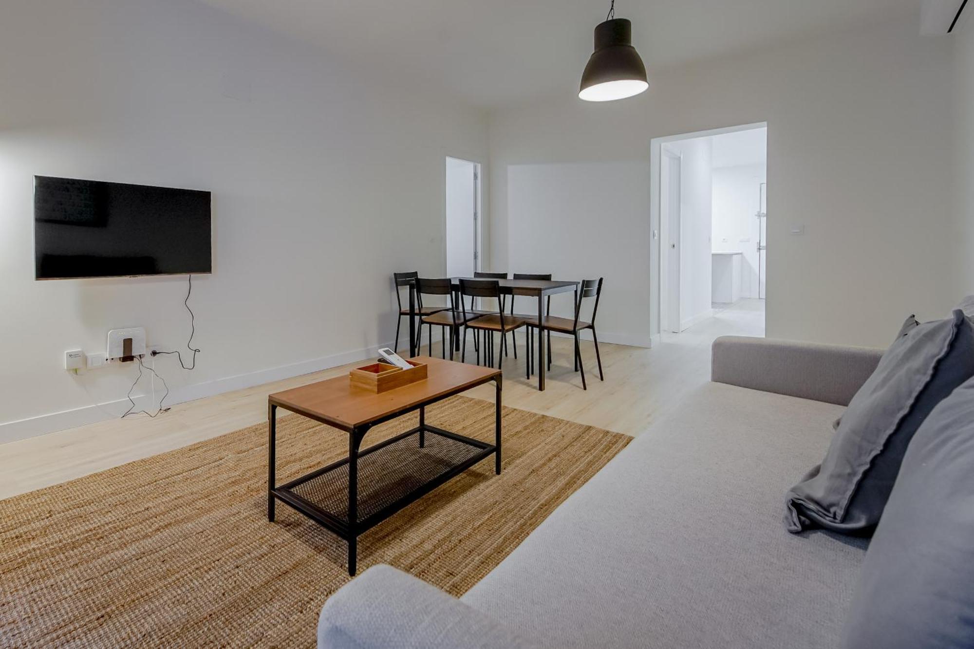 Modern Apt Para 6Pax En La Plaza De Tirso-Centro E1 マドリード エクステリア 写真