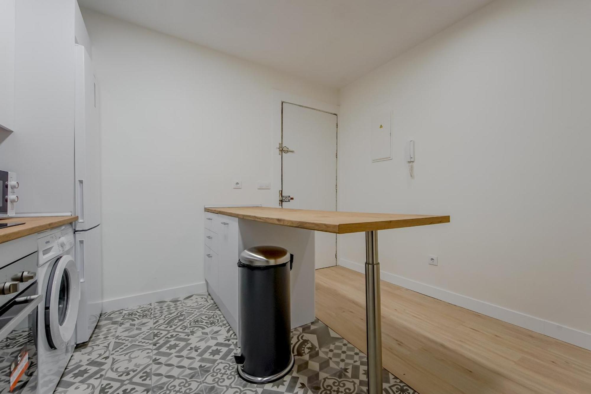 Modern Apt Para 6Pax En La Plaza De Tirso-Centro E1 マドリード エクステリア 写真